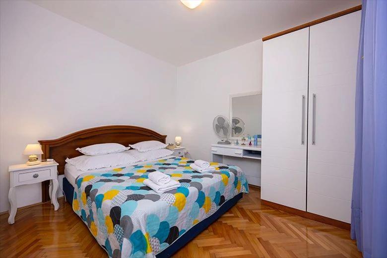 Apartments Irena Tučepi Zewnętrze zdjęcie