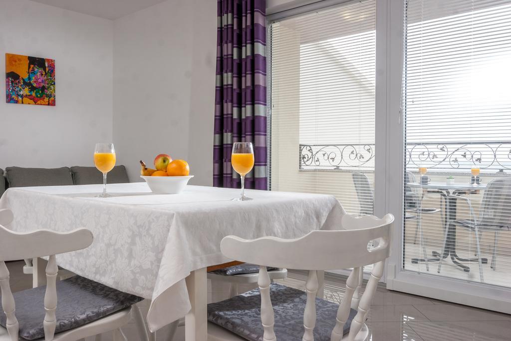 Apartments Irena Tučepi Zewnętrze zdjęcie