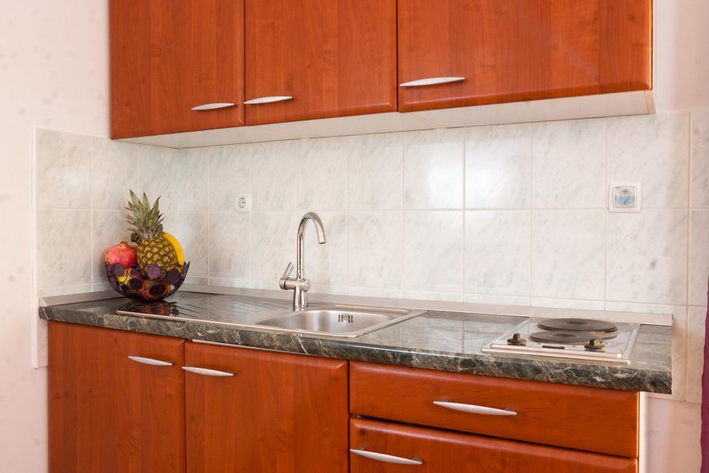 Apartments Irena Tučepi Zewnętrze zdjęcie