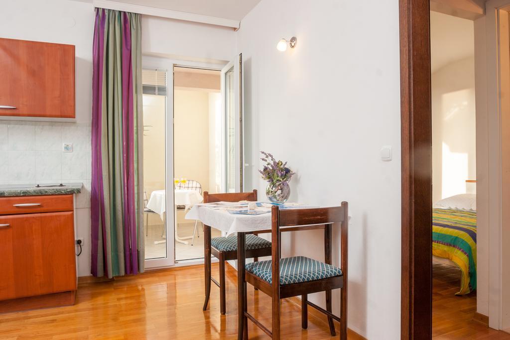 Apartments Irena Tučepi Zewnętrze zdjęcie